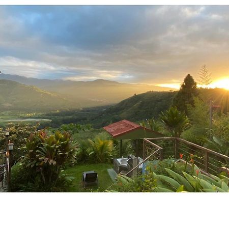 Rinconcito Verde Ujarrás エクステリア 写真